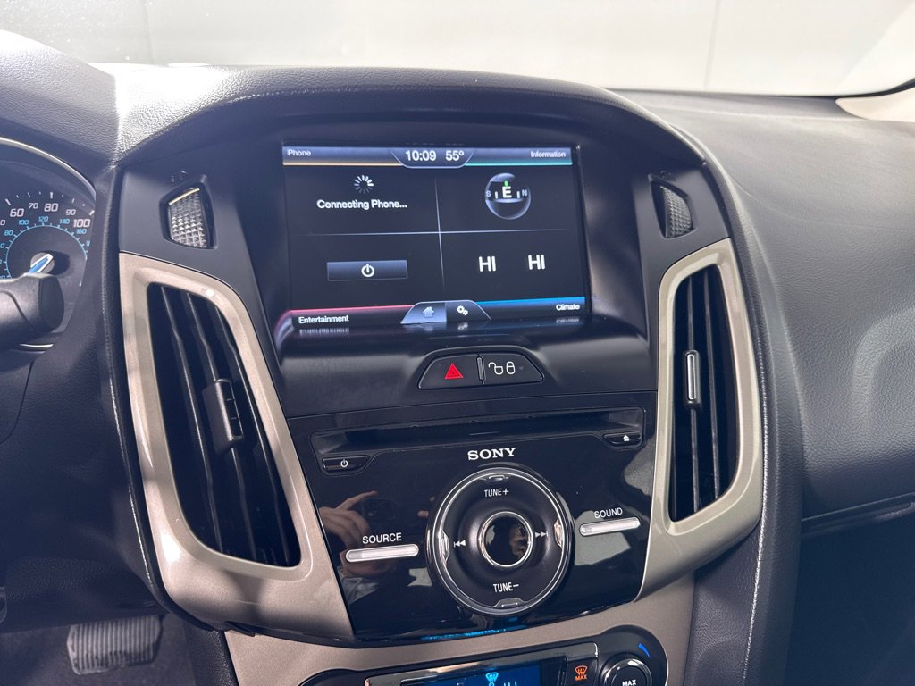 Used 2012 Ford Focus SEL image 16