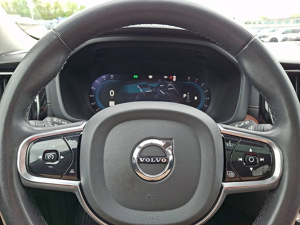 Used 2023 Volvo XC60 B6 Ultimate w/ Protection Package Premier AWD/4WD image 19