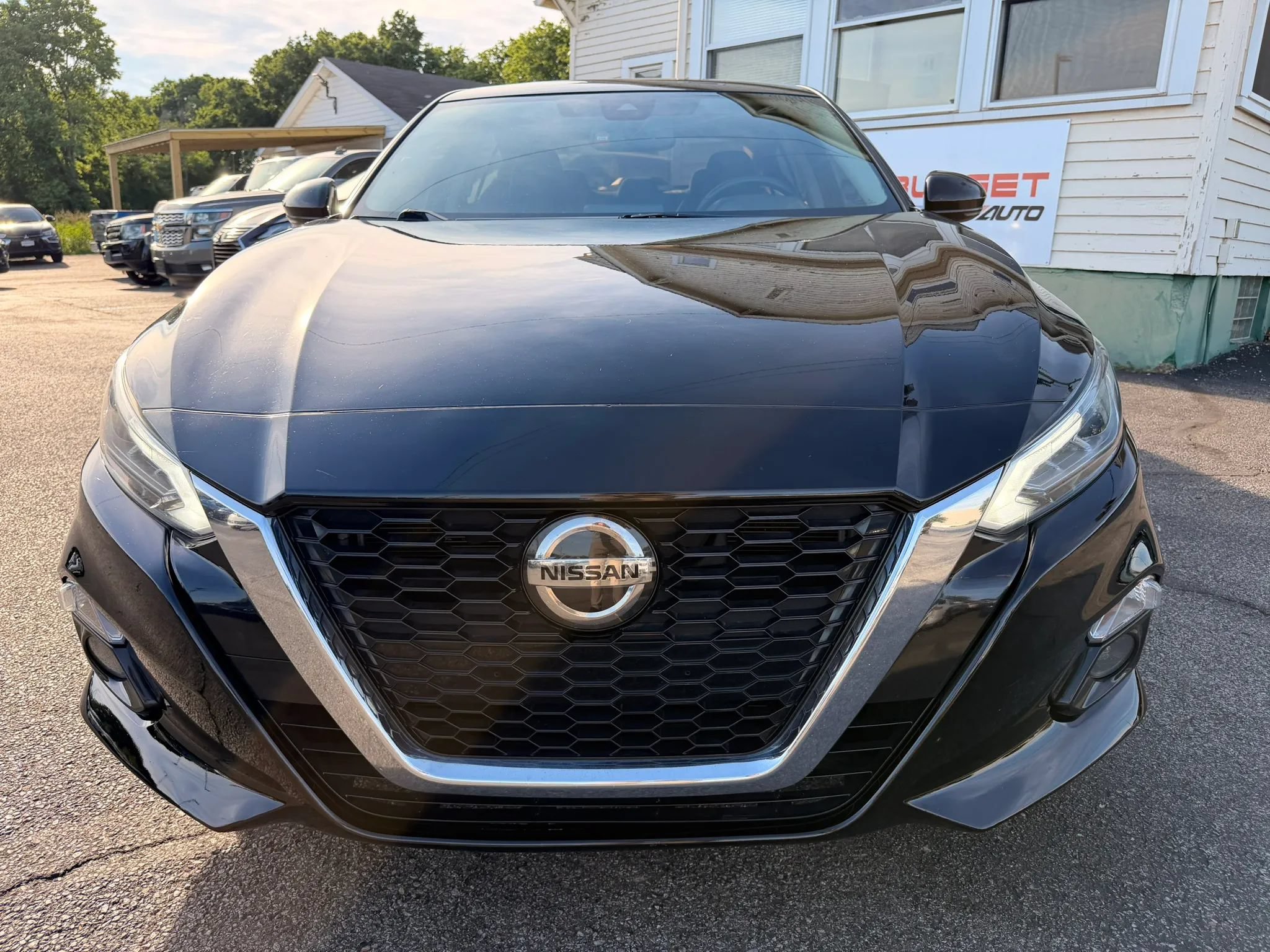 Used 2019 Nissan Altima 2.5 SV FWD image 8