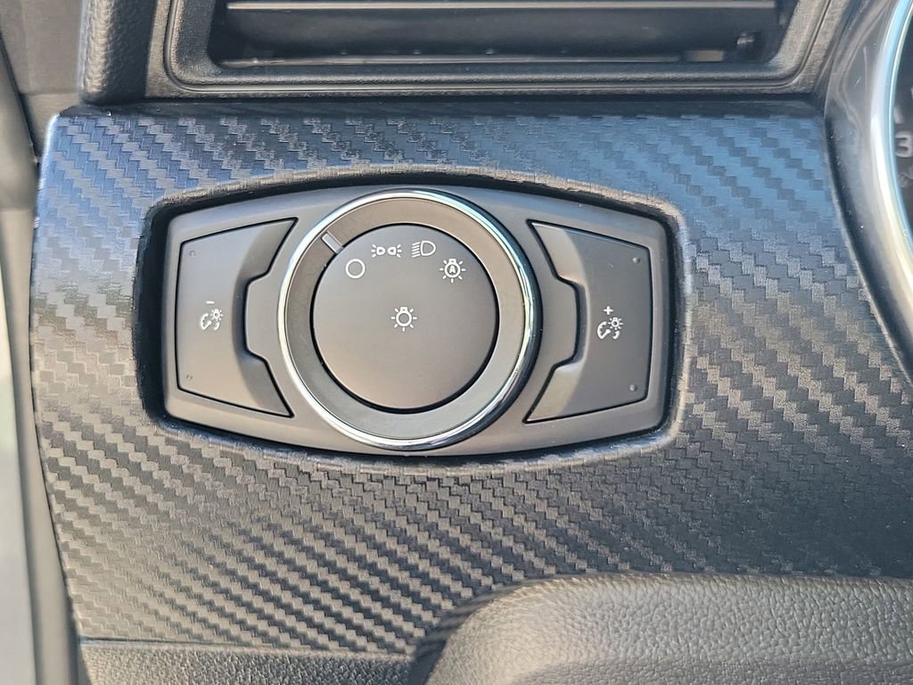 Used 2021 Ford Mustang Convertible w/ Equipment Group 101A image 29