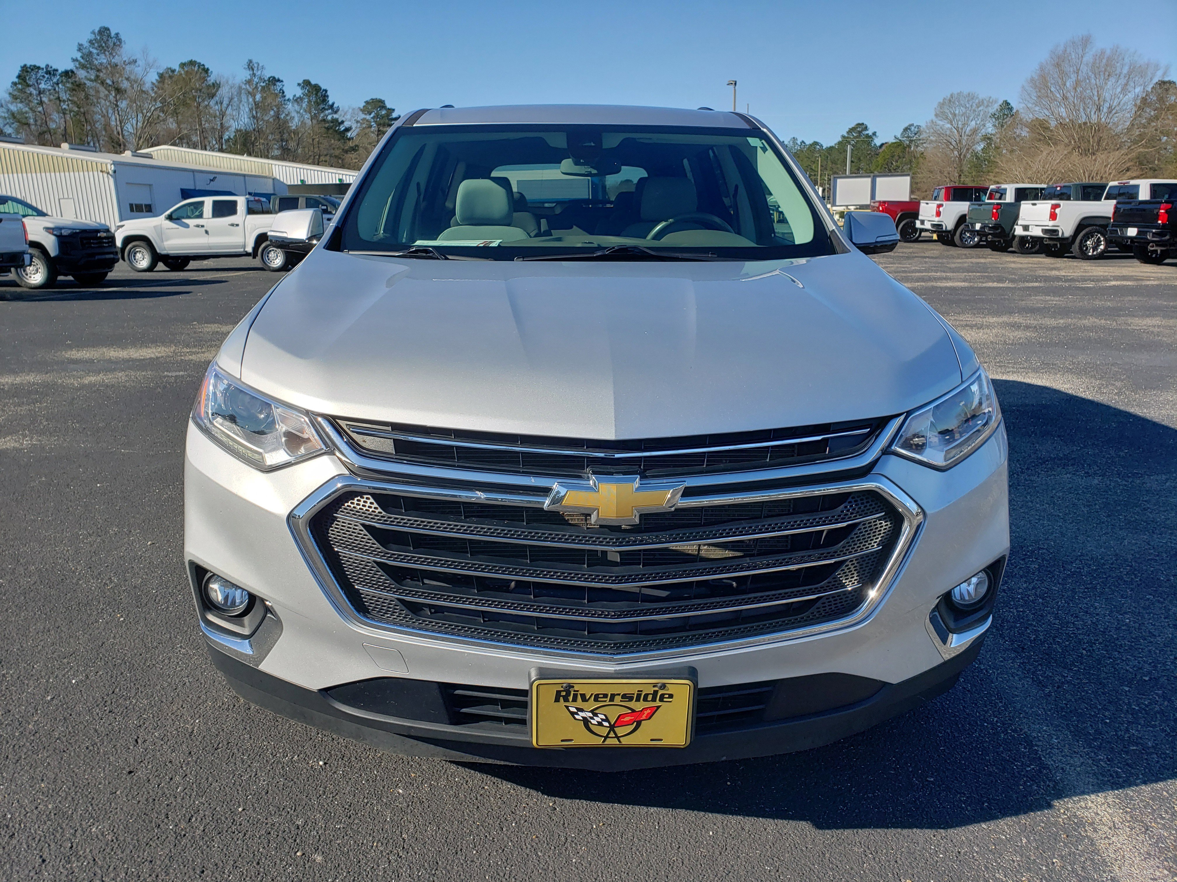 Used 2020 Chevrolet Traverse LT image 7