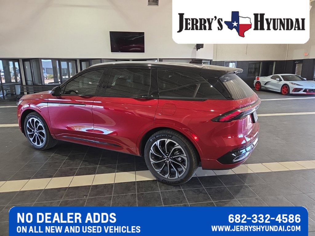 Used 2026 Lincoln Nautilus Reserve AWD/4WD image 6