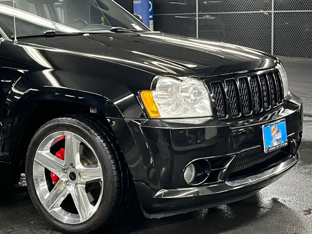 Used 2007 Jeep Grand Cherokee SRT8 w/ SRT Option Group I AWD/4WD image 36