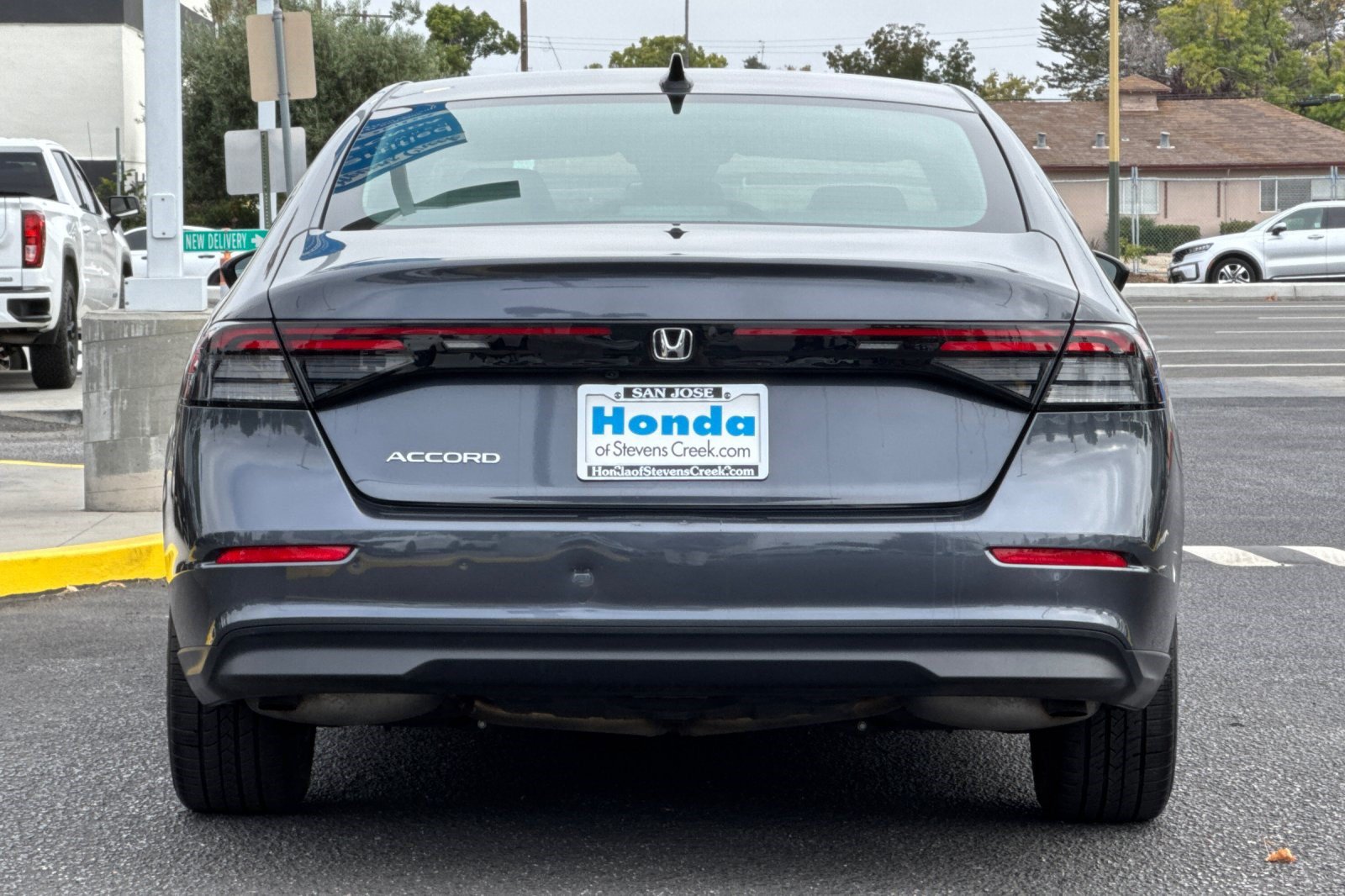 Used 2025 Honda Accord SE image 10