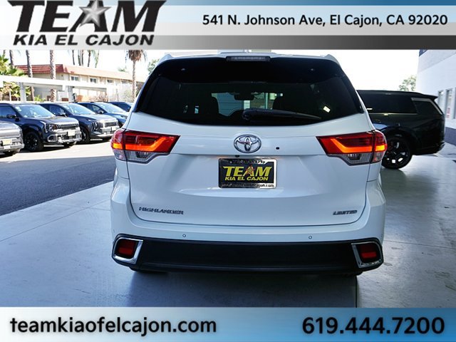 Used 2019 Toyota Highlander Limited FWD image 8