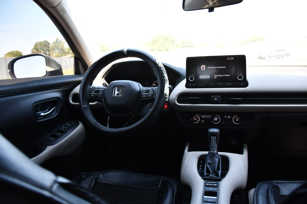 Used 2024 Honda HR-V LX image 21