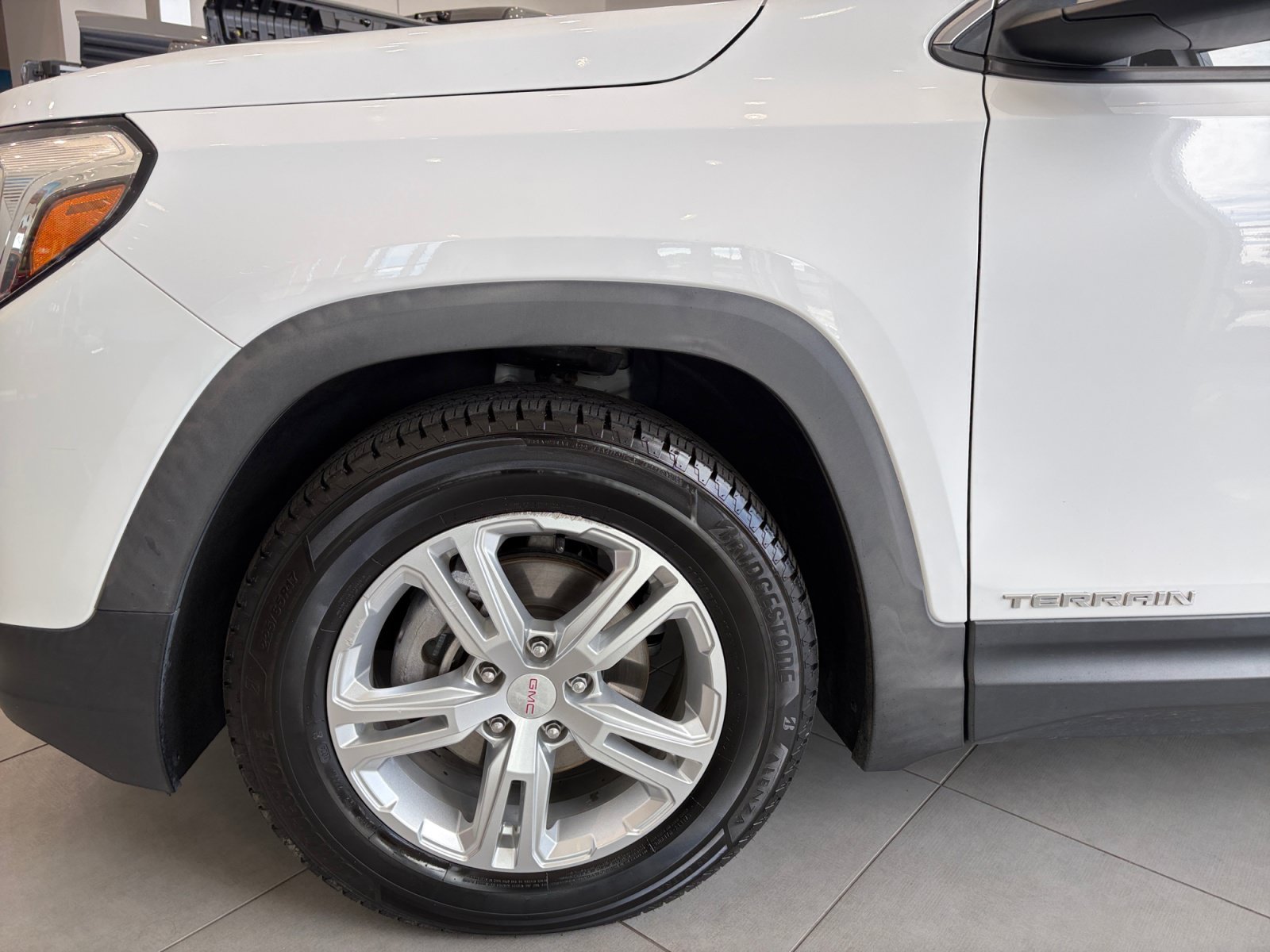 Used 2018 GMC Terrain SLE FWD image 10
