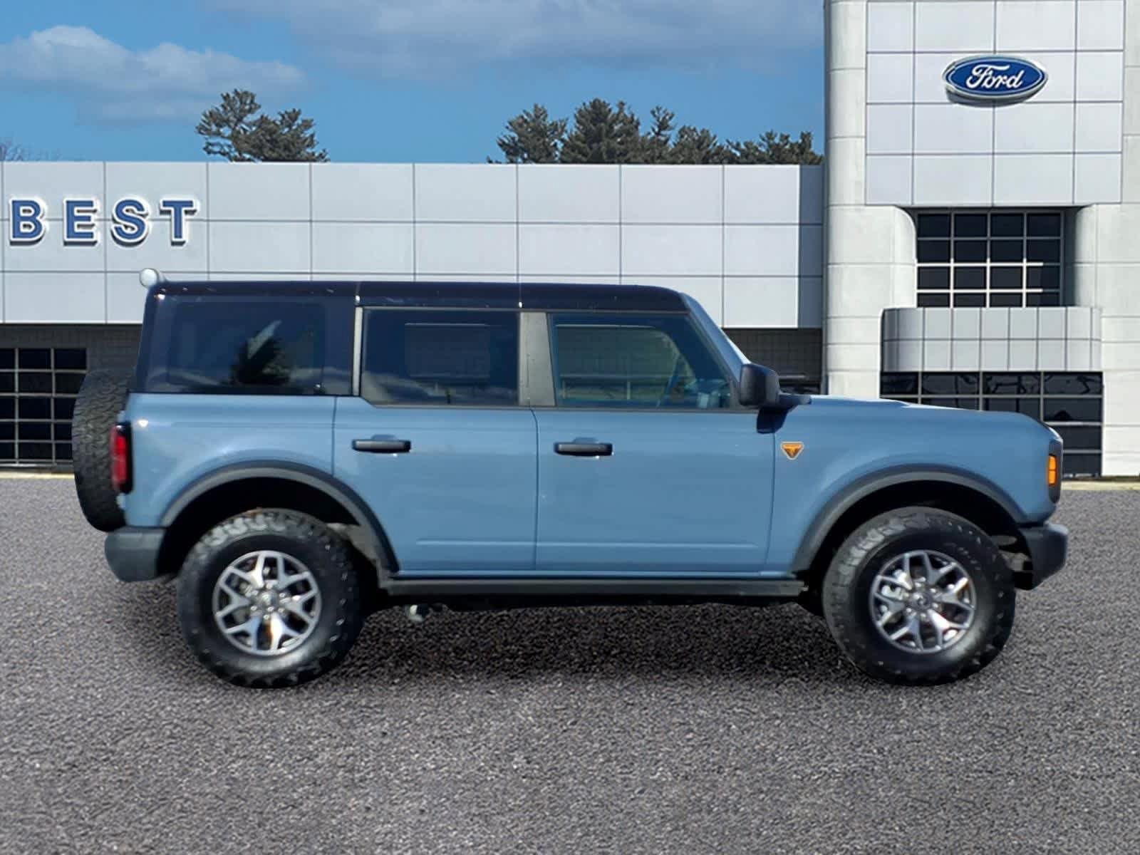 Used 2025 Ford Bronco Badlands AWD/4WD image 8