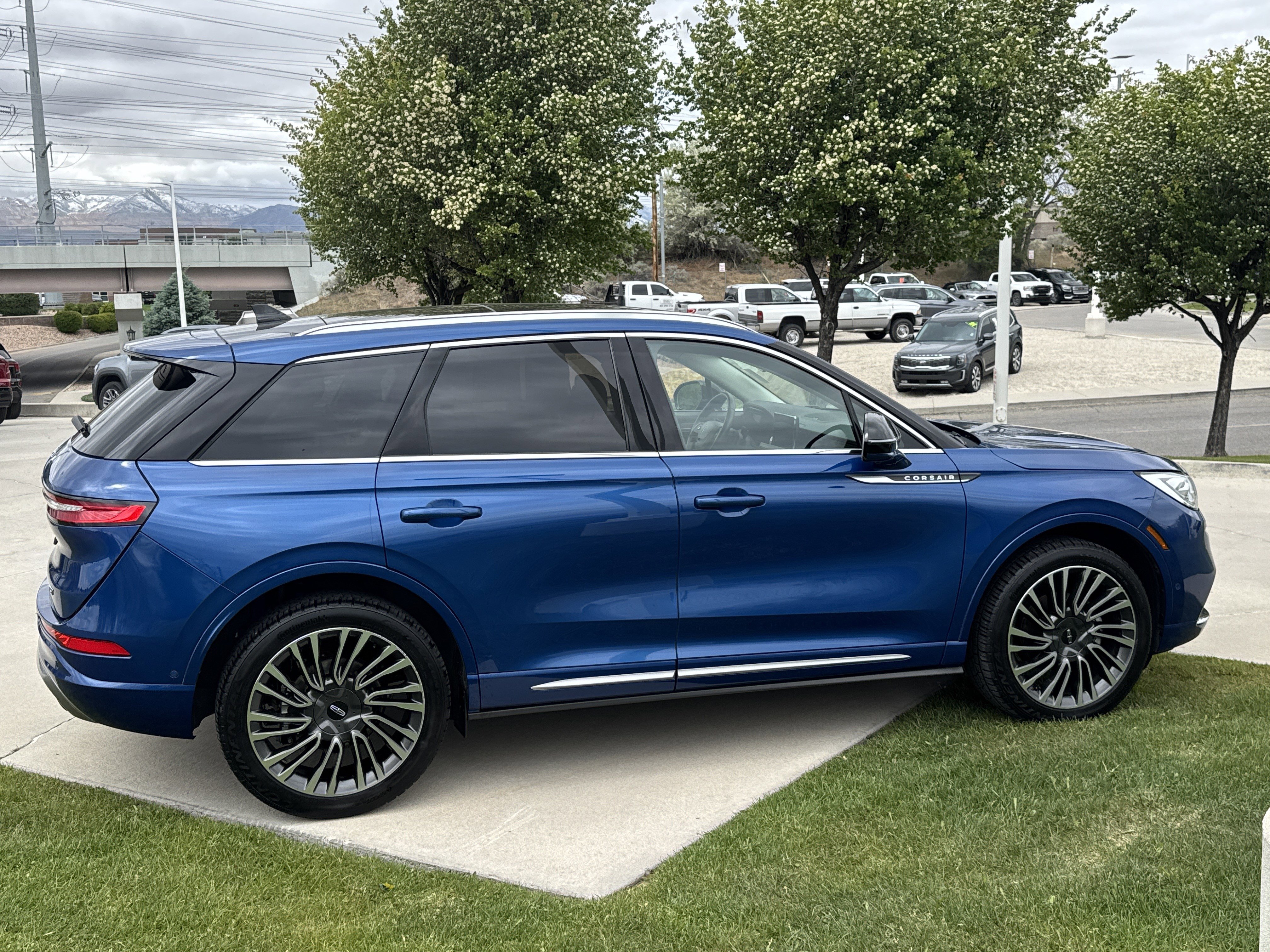Used 2020 Lincoln Corsair Reserve w/ Equipment Group 202A AWD/4WD image 6
