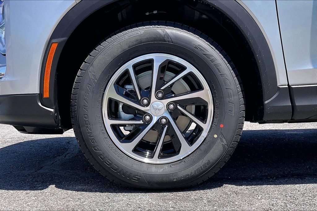 New 2026 Mitsubishi Eclipse Cross ES AWD/4WD image 10