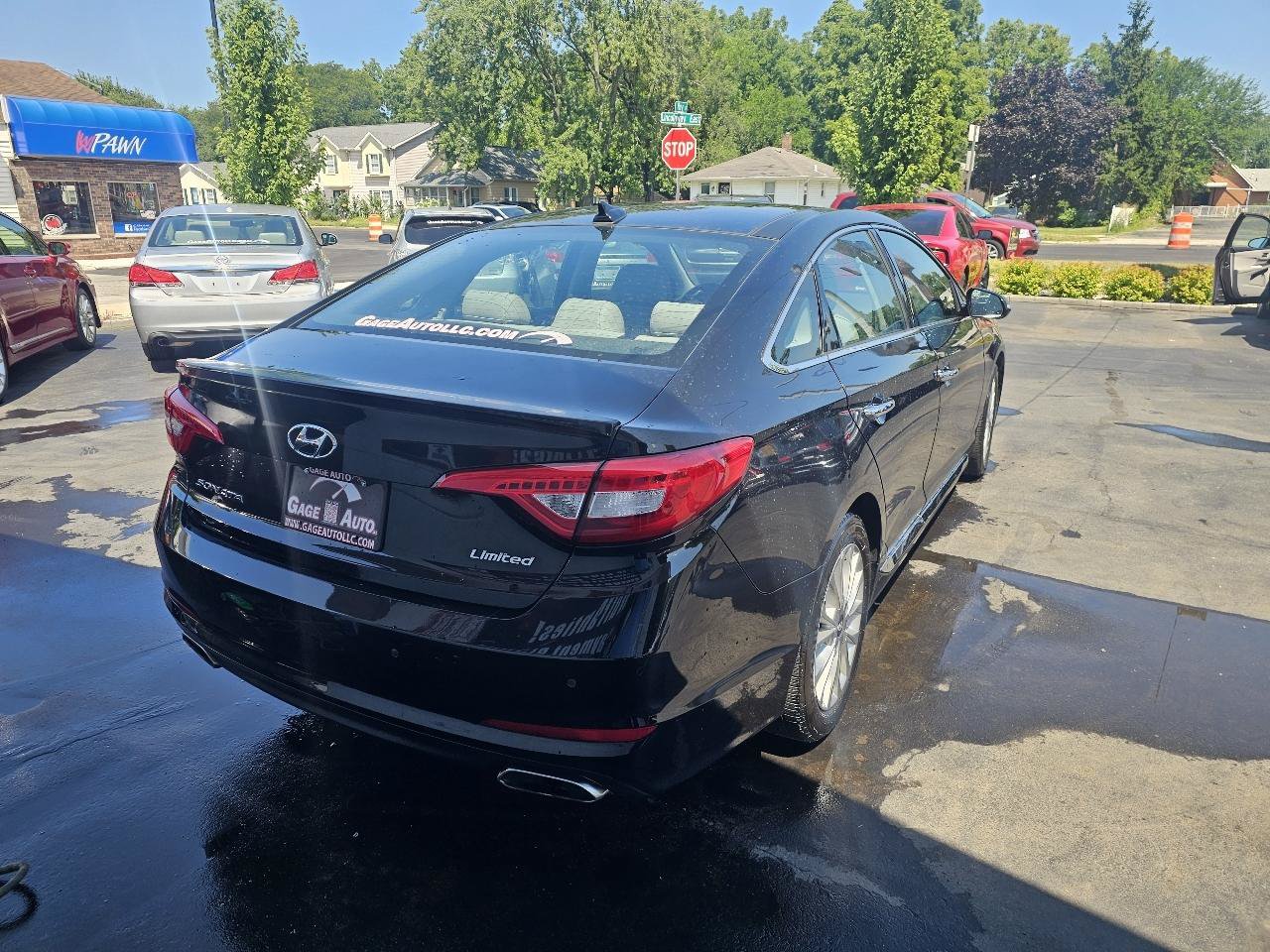 Used 2015 Hyundai Sonata Limited w/ Option Group 06 FWD image 11
