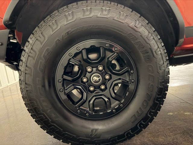 Used 2024 Ford Bronco Wildtrak image 10