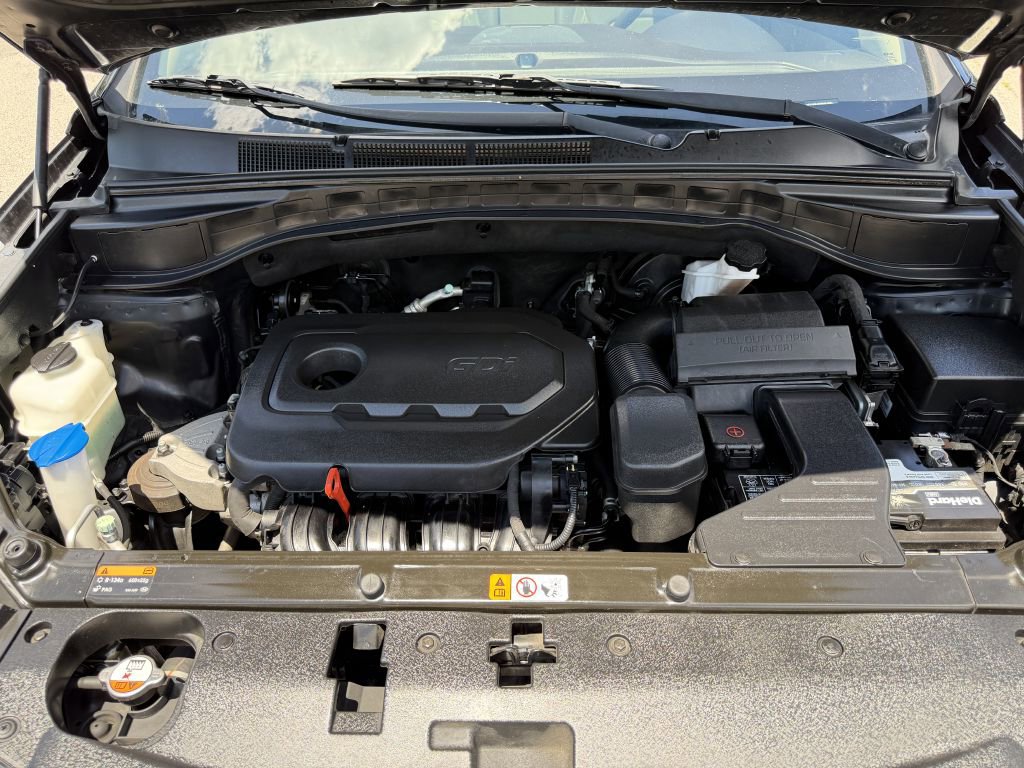 Used 2017 Hyundai Santa Fe Sport w/ 2.4L Tech Package 04 FWD image 19