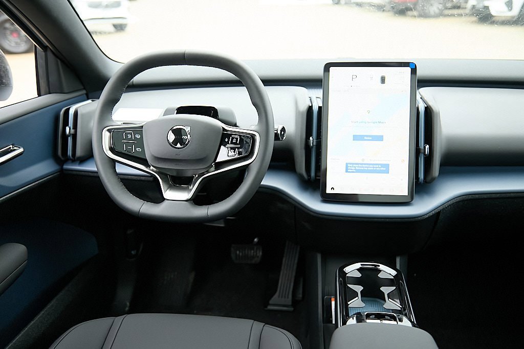 New 2026 Volvo EX30 Cross Country Ultra image 24