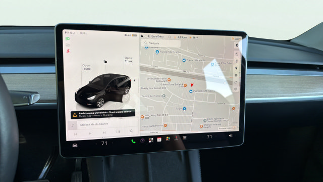 Used 2023 Tesla Model Y Long Range AWD/4WD image 17