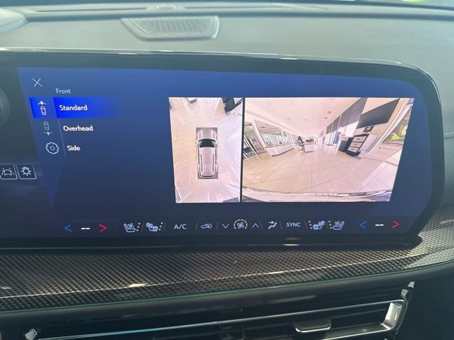 New 2025 Chevrolet Traverse High Country w/ LPO, Floor Liner Package image 28