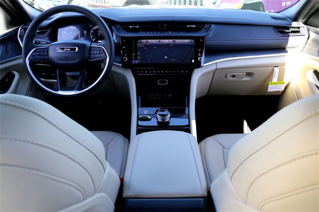 New 2026 Jeep Grand Cherokee L Limited image 21