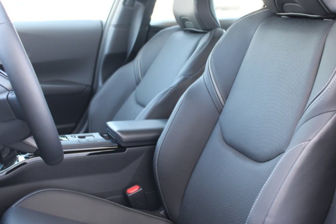 New 2026 Toyota Prius AWD image 9