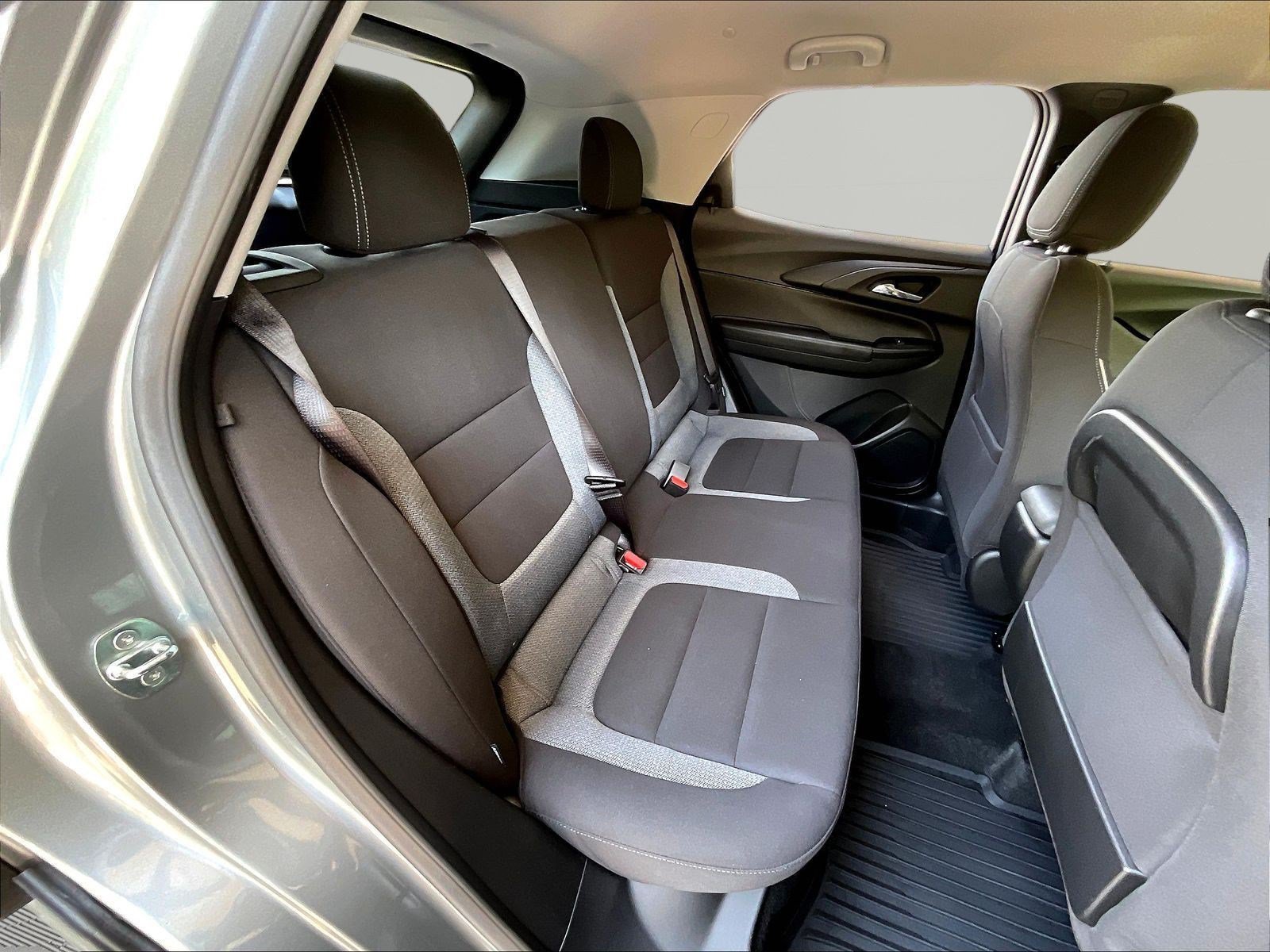 Used 2023 Chevrolet TrailBlazer LT w/ Convenience Package AWD/4WD image 24