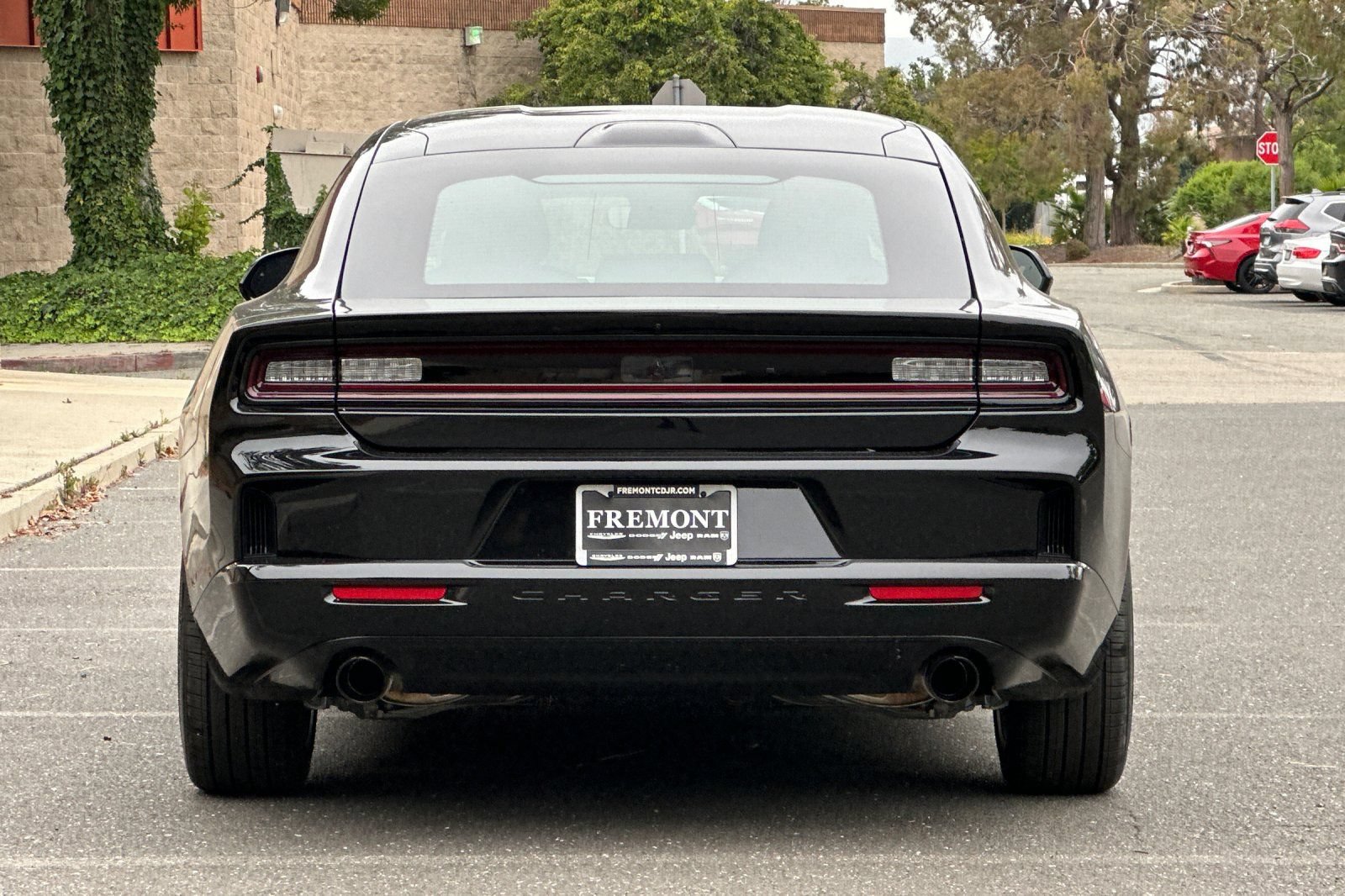 New 2026 Dodge Charger R/T w/ Blacktop Package AWD/4WD image 4
