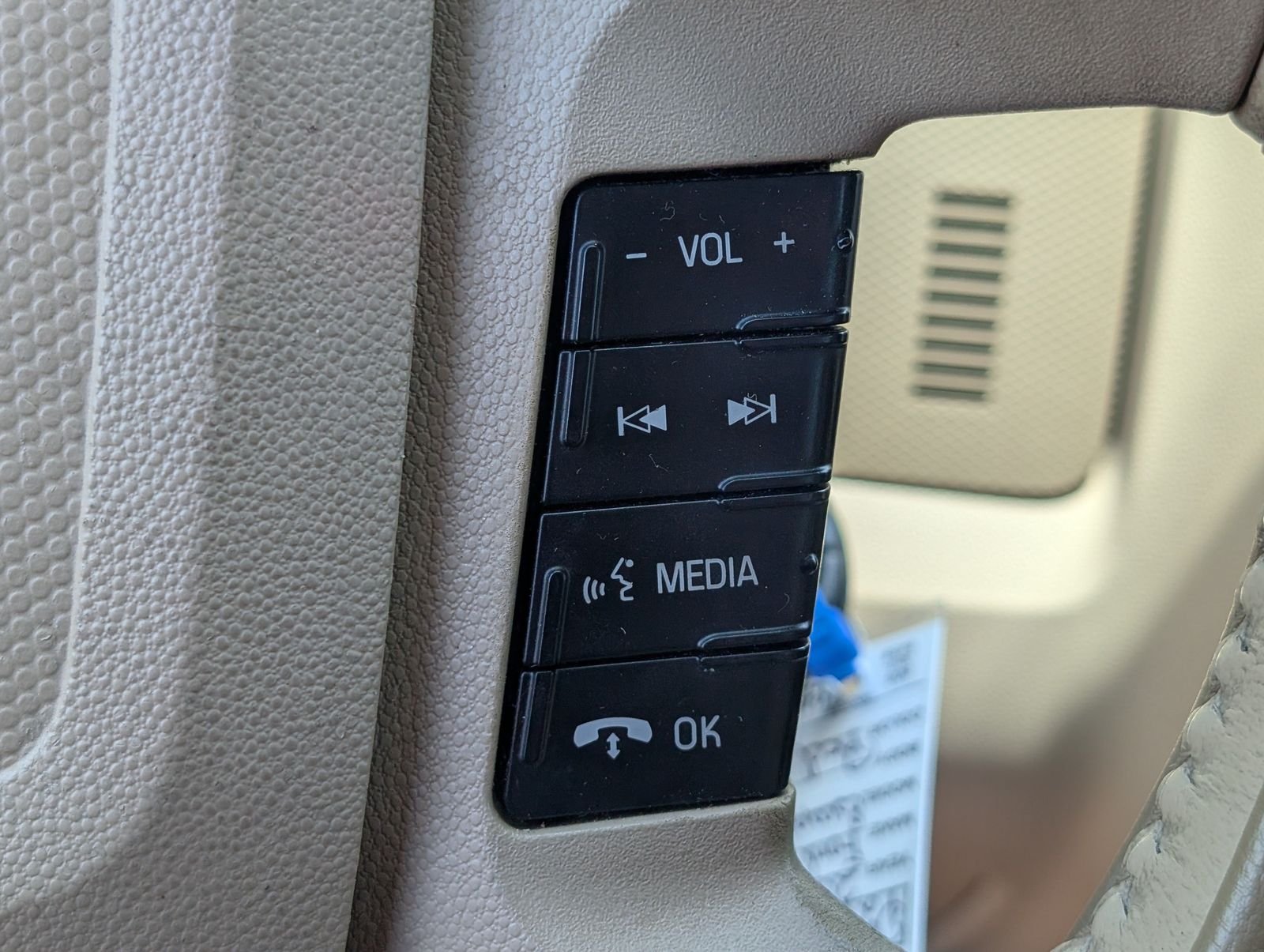 Used 2012 Ford Escape Limited FWD image 23