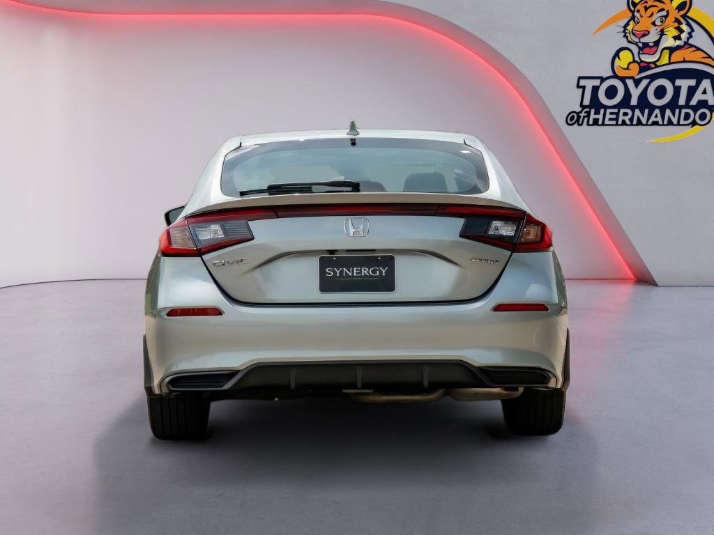 Used 2023 Honda Civic Sport image 6