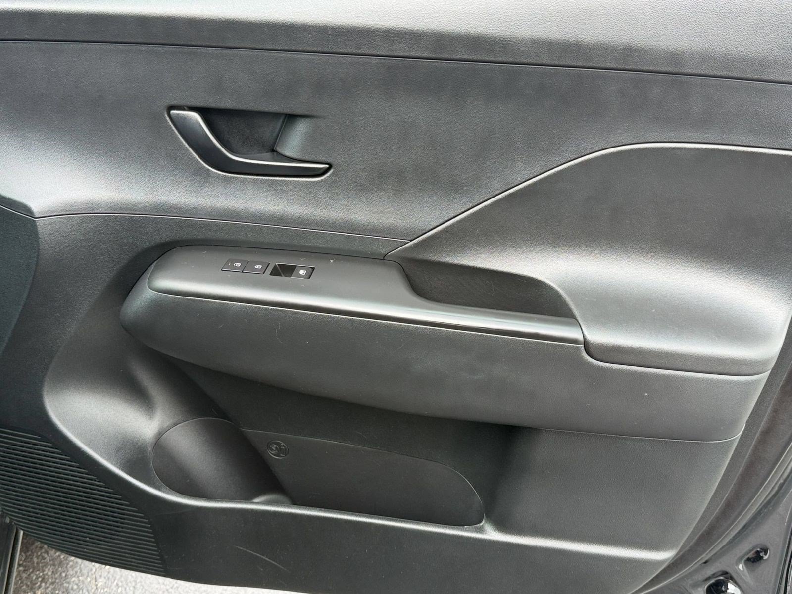 Used 2026 Hyundai Kona SEL Sport FWD image 34