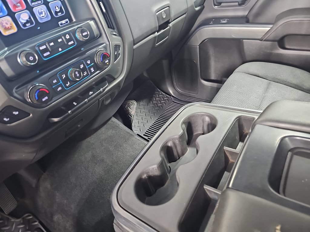 Used 2018 Chevrolet Silverado 1500 LT w/ All Star Edition AWD/4WD image 29