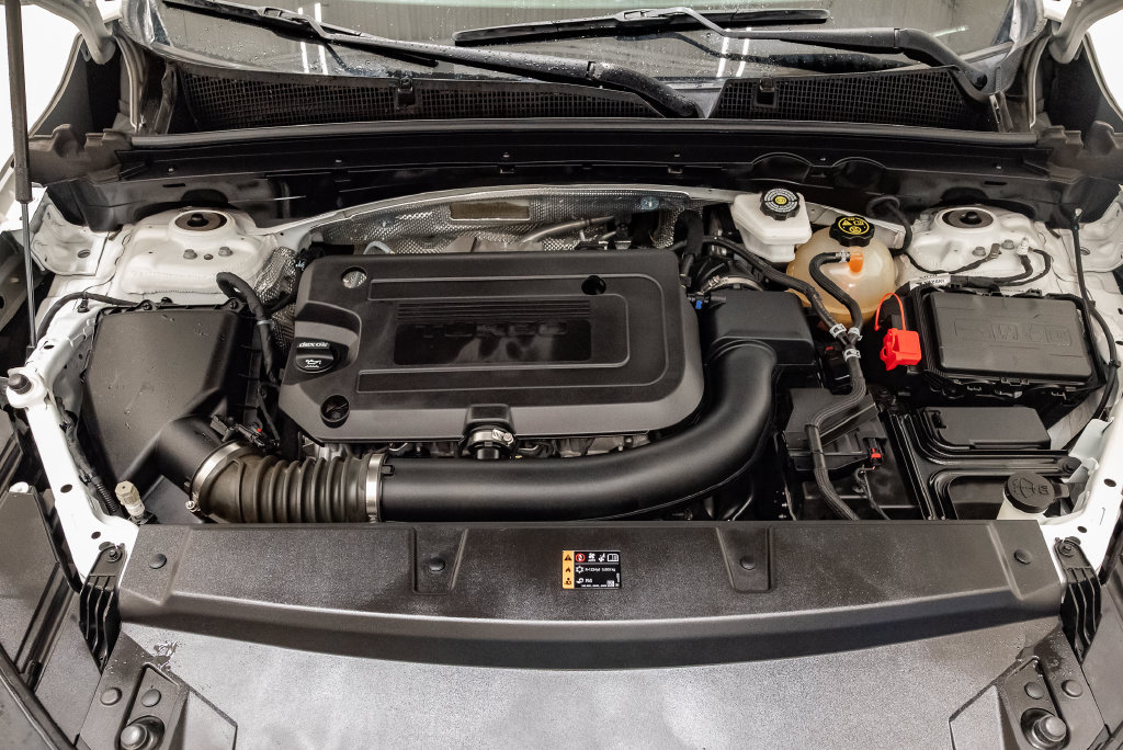 Used 2023 Buick Envision Essence w/ Sport Touring Package FWD image 6
