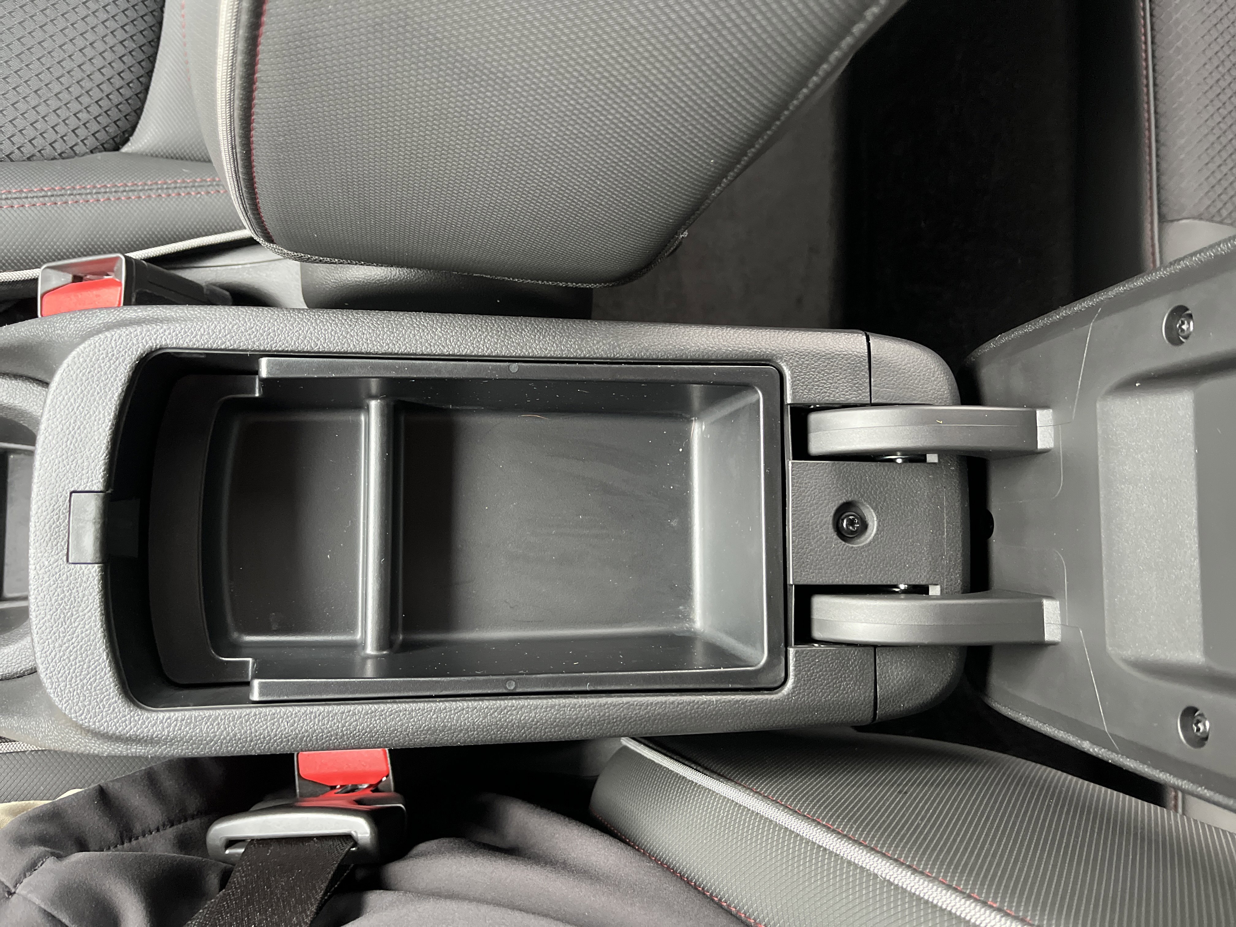 Used 2023 Chevrolet TrailBlazer RS w/ Sun and Liftgate Package image 29