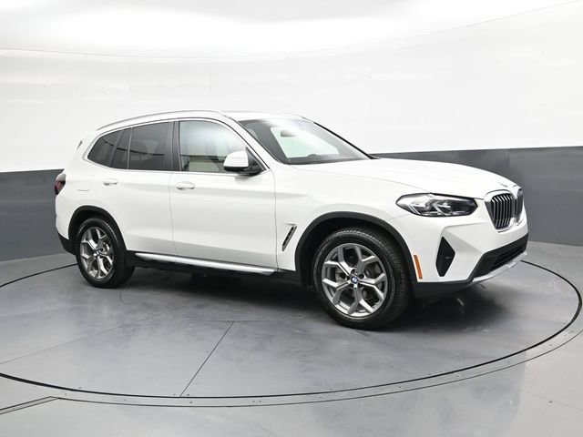 Used 2022 BMW X3 xDrive30i w/ Premium Package 2 AWD/4WD image 2