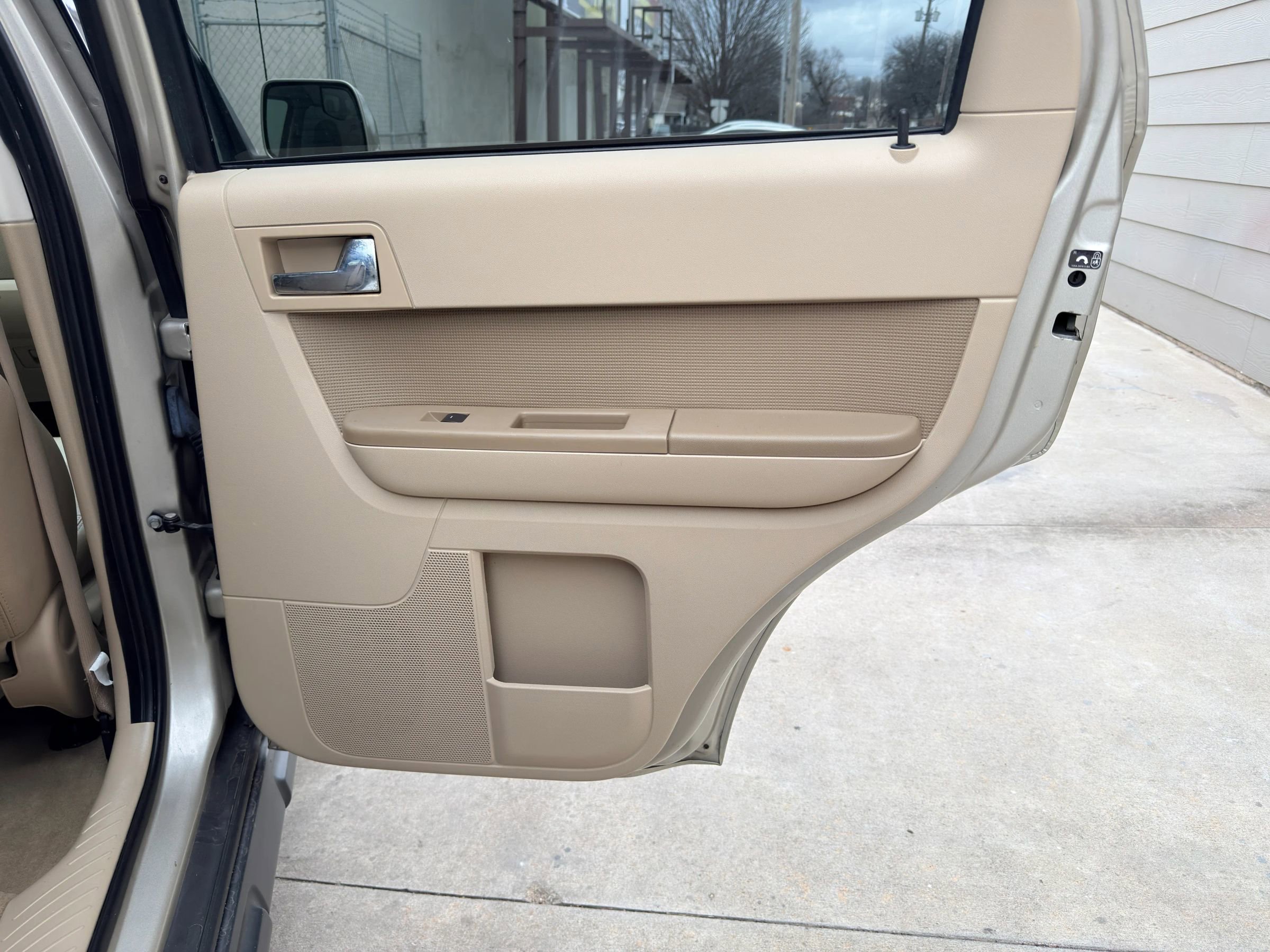 Used 2012 Ford Escape Limited AWD/4WD image 26