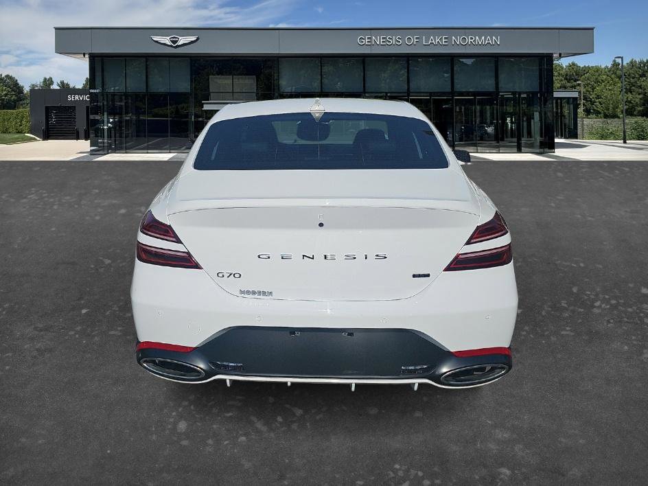 Used 2025 Genesis G70 3.3T Advanced RWD image 8