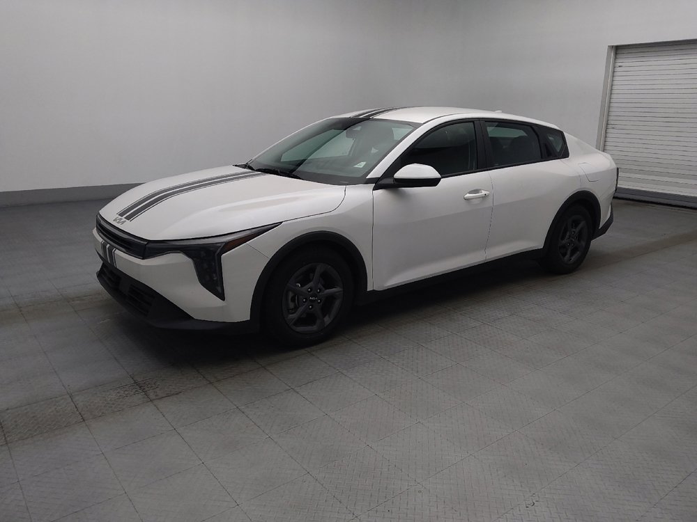 Used 2025 Kia K4 FWD image 2
