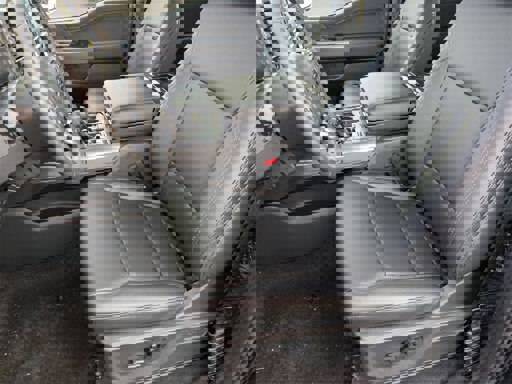 New 2026 Ford F150 XLT w/ Equipment Group 303A High image 16