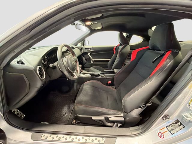 Used 2015 Scion FR-S RWD image 16