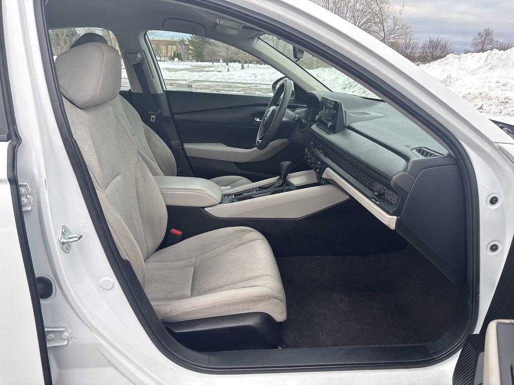 Used 2024 Honda Accord LX image 25