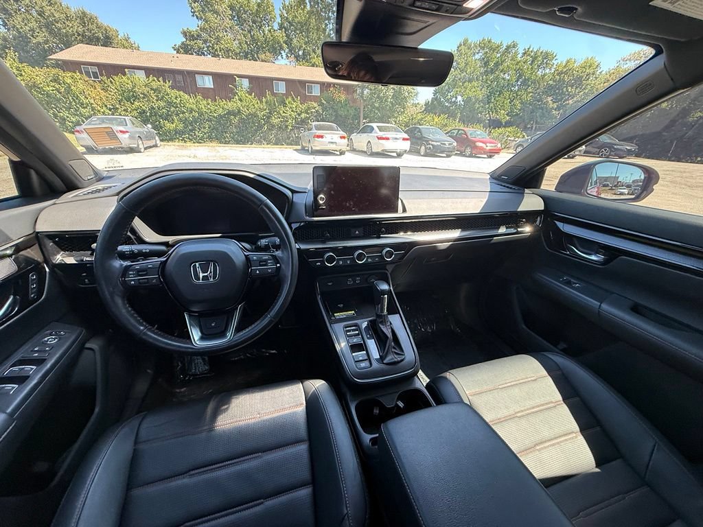 Used 2023 Honda CR-V Sport Touring image 15