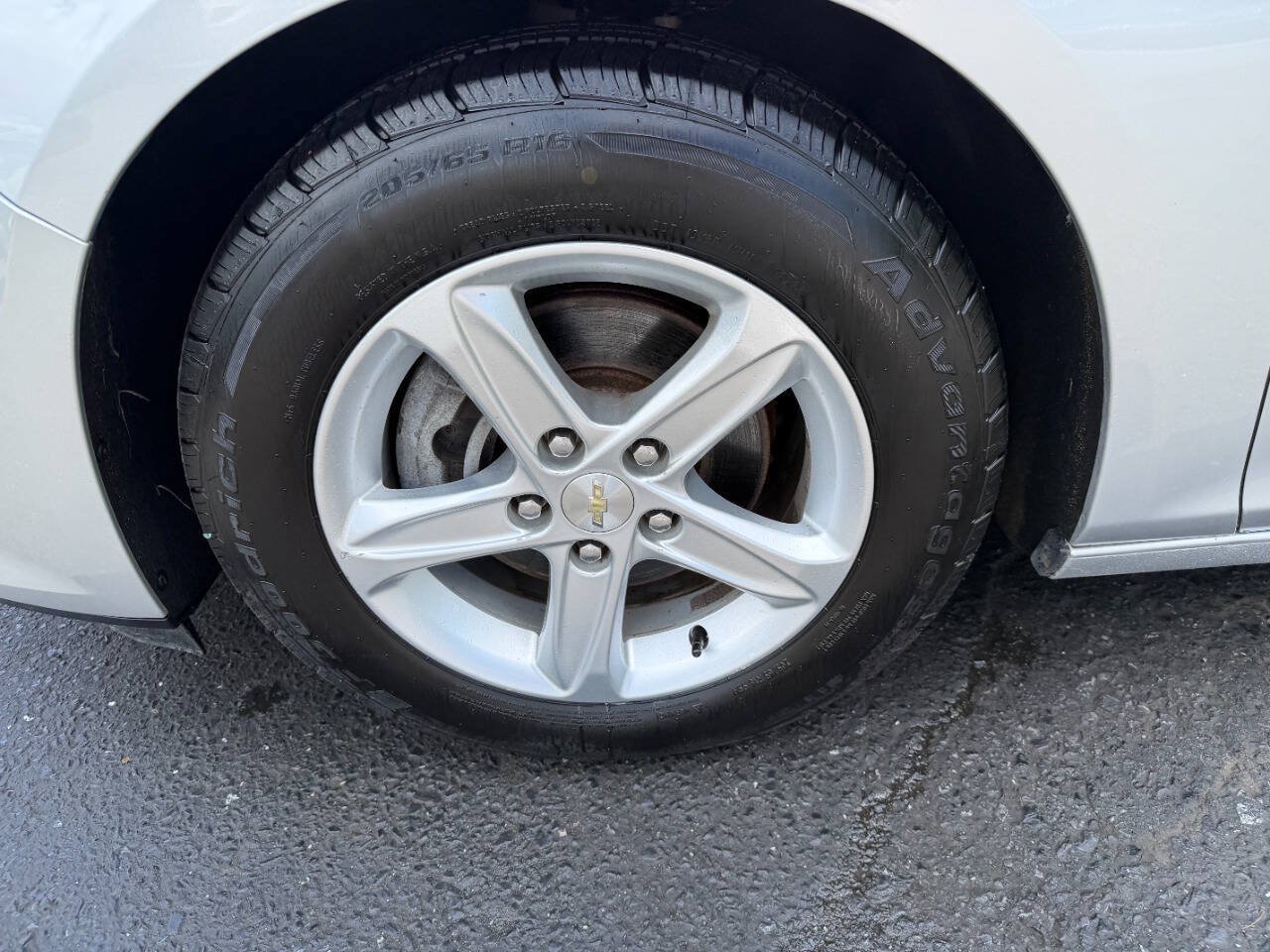 Used 2019 Chevrolet Malibu LS FWD image 15