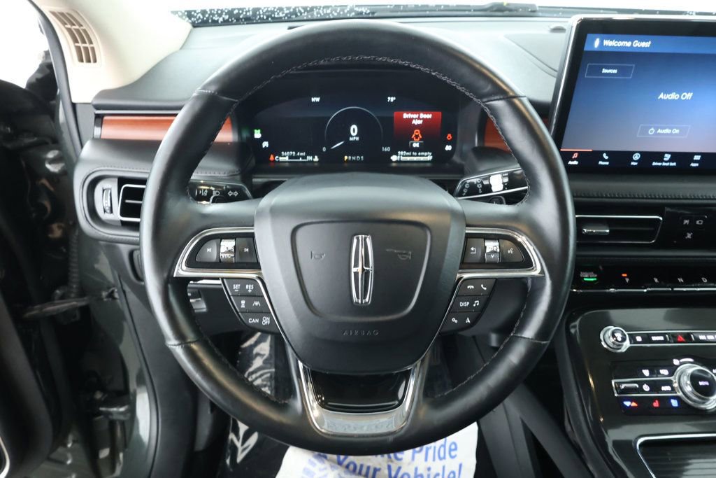 Used 2022 Lincoln Nautilus Reserve image 11