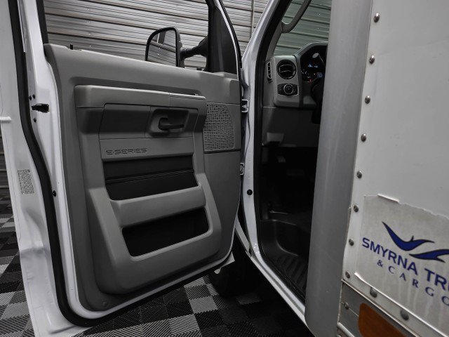 Used 2021 Ford E-450 and Econoline 450 Super Duty w/ Power Windows & Locks Group RWD image 27