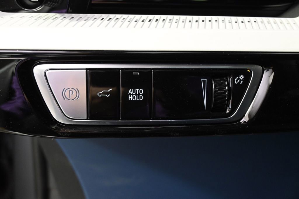 New 2026 Cadillac Optiq Luxury 2 AWD/4WD image 24