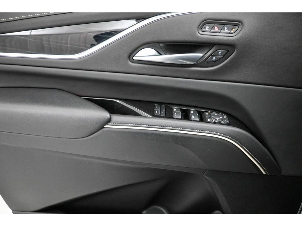 Certified 2024 Cadillac Escalade Sport w/ LPO, ONYX Package image 35