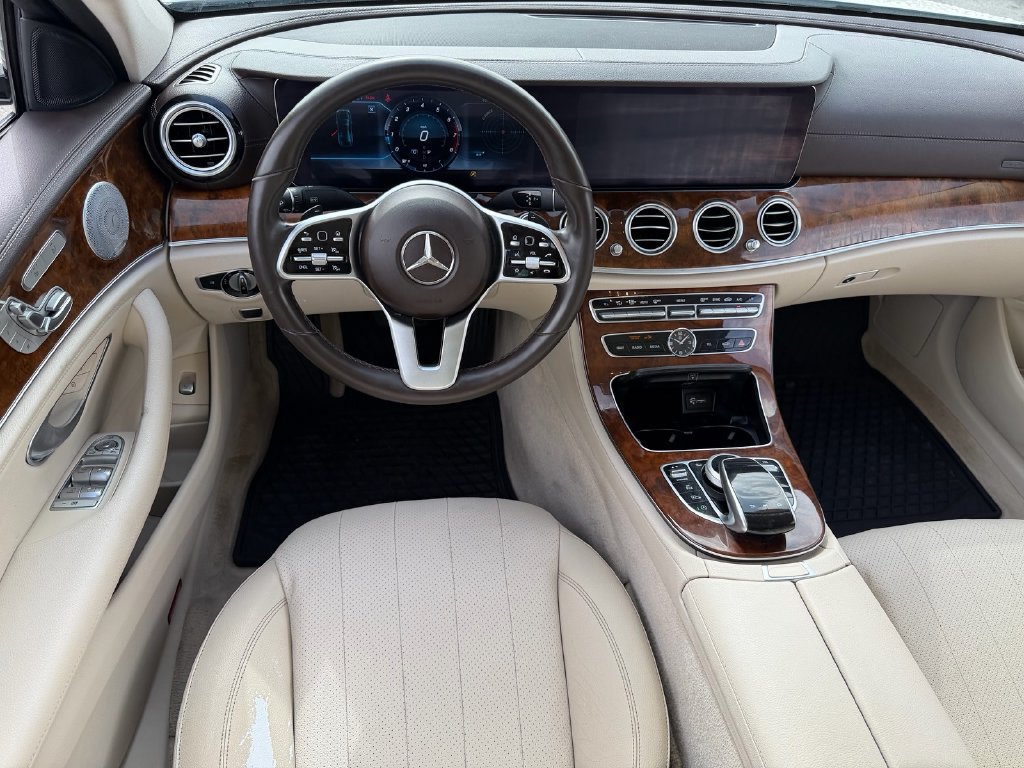 Used 2020 Mercedes-Benz E 350 4MATIC Sedan image 13