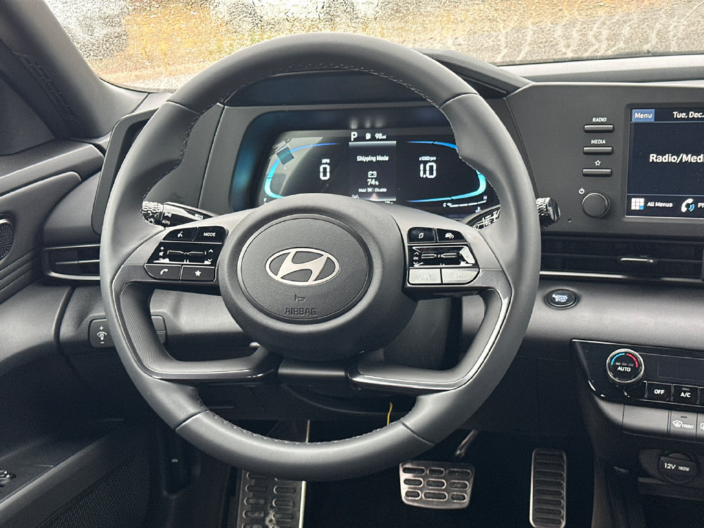 Certified 2026 Hyundai Elantra Sport w/ Cargo Package FWD image 23