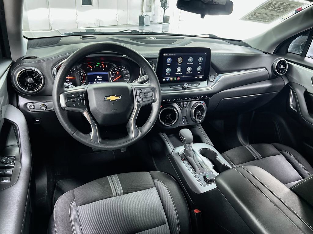 Used 2025 Chevrolet Blazer LT image 20