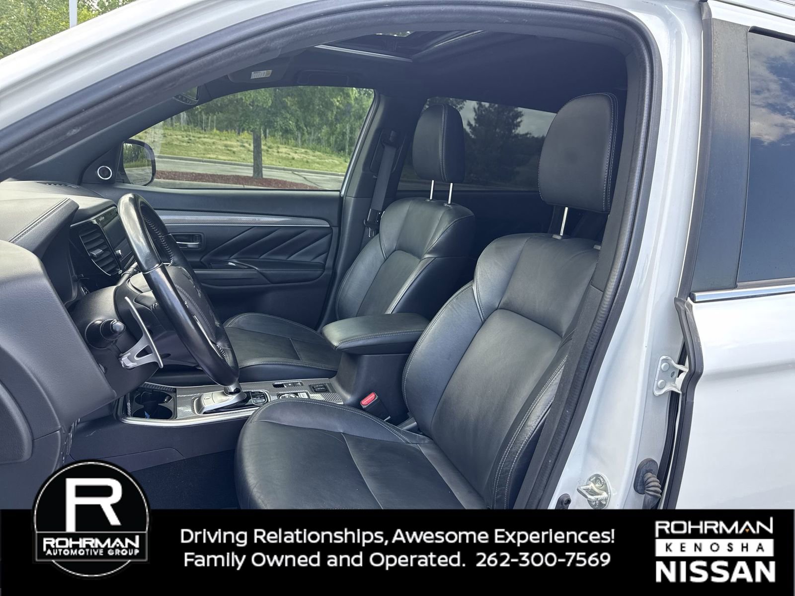 Used 2019 Mitsubishi Outlander SEL AWD/4WD image 11