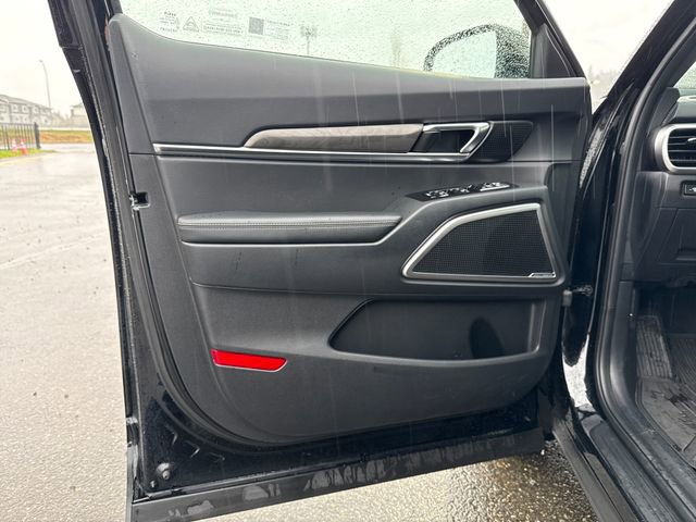 Used 2025 Kia Telluride EX X-Line image 21