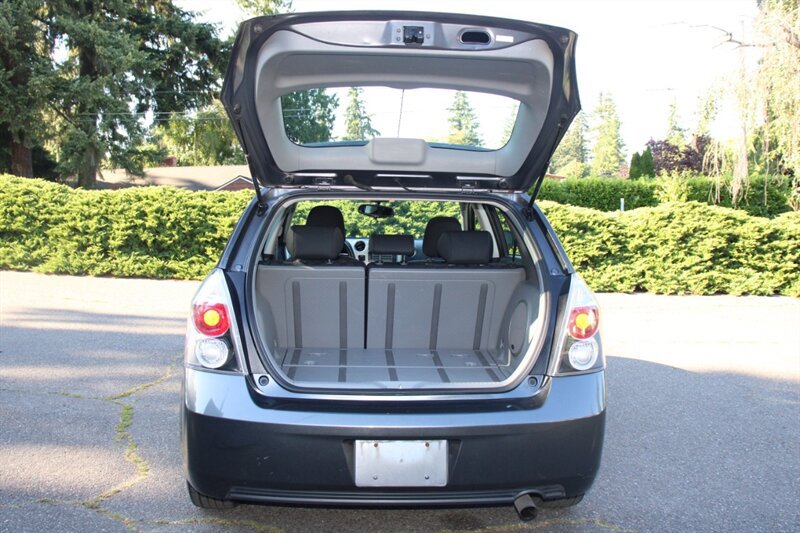 Used 2009 Pontiac Vibe AWD w/ Sun And Sound Package image 17