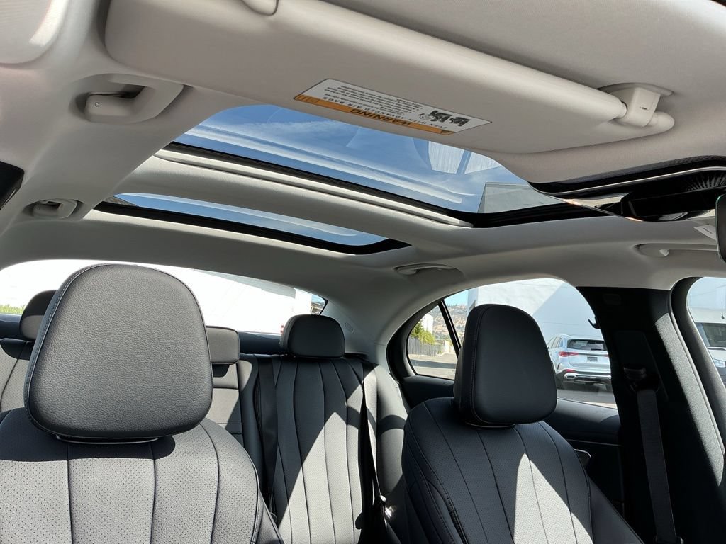 New 2027 Mercedes-Benz E 350 4MATIC Sedan image 19